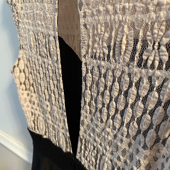 peplum dress - Picture 11 of 16